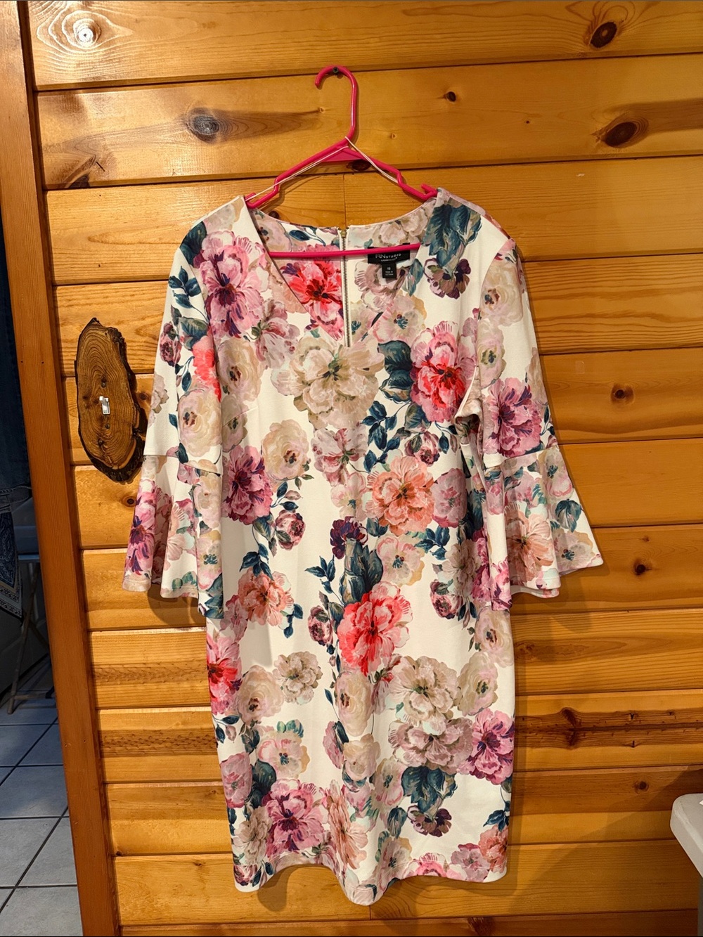 Ronni Nicole Cream Floral V-Neck Bell Sleeve Tunic
